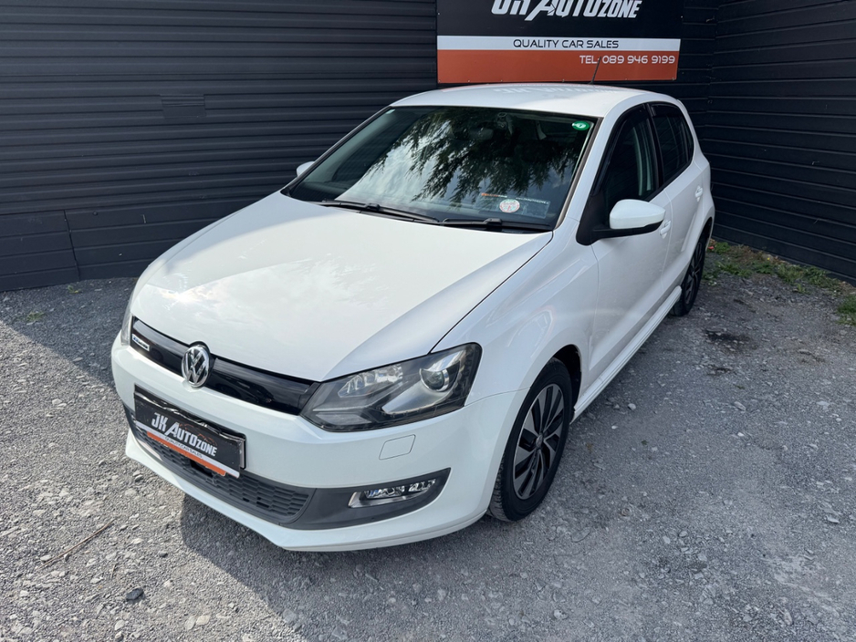2016 Volkswagen Polo - image 3