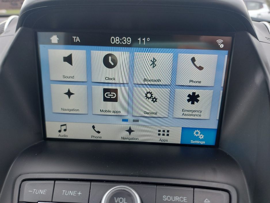 2017 Ford Kuga - image 23