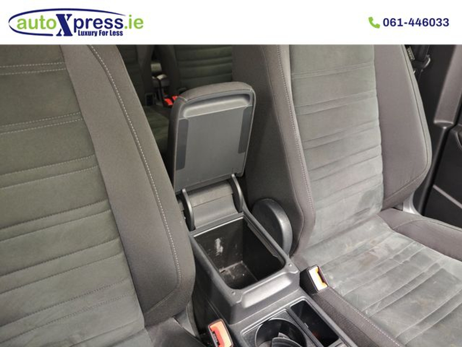 2019 Volkswagen Touran - image 34