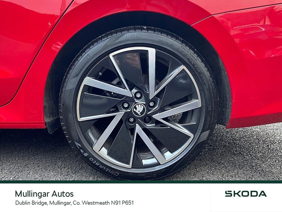 2025 Skoda Octavia - image 9