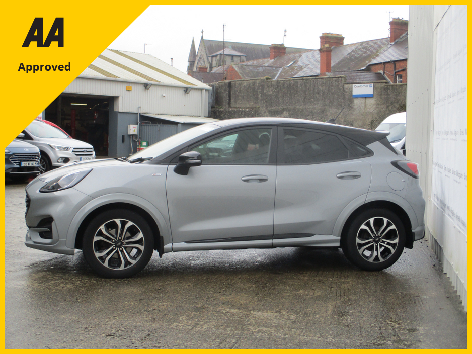 2022 Ford Puma ST-LINE  5DR 1.0T 125 MHEV.  SOLAR SILVER WITH BLACK ROOF  , ONE  CAREFUL OWNER, FULL FORD SERVICE HISTORY AND IN SHOWROOM CONDITION !!12 MONTHS AA AND 12 MONTHS WARRANTY.  CALL BRENDAN ON 0872051161 €23,500