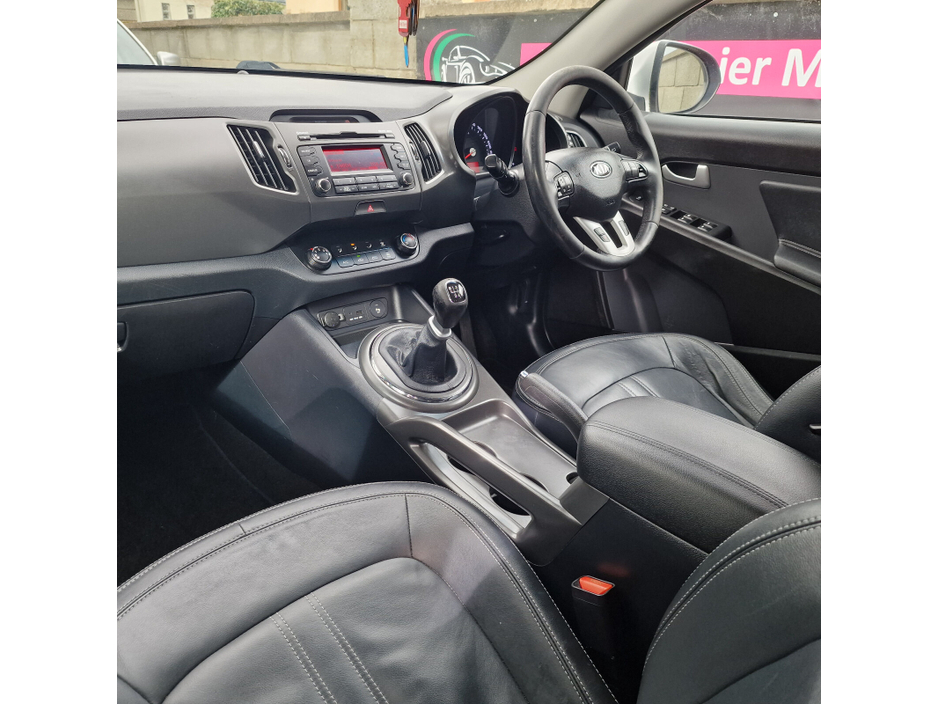 2014 Kia Sportage - image 10