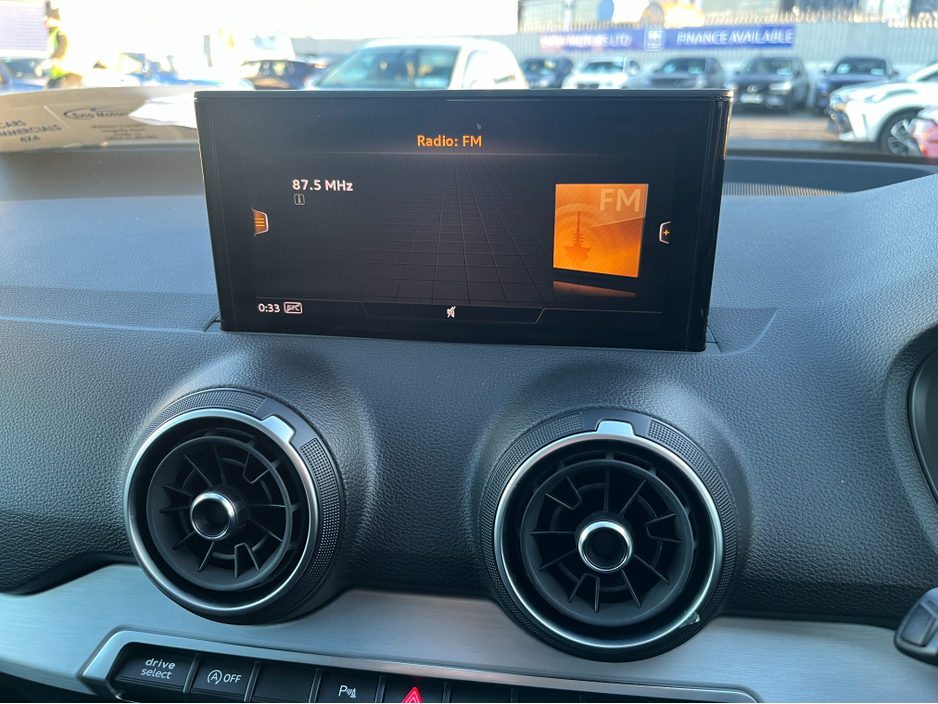 2018 Audi Q2 SPORT AUTOMATIC 1.0 PETROL //HIGH SPEC//LOW MILES//ADAPTIVE CRUISE CONTROL//REVRSE CAMERA//KEYLESS ENTRY//POWER TAILGATE// €20,950