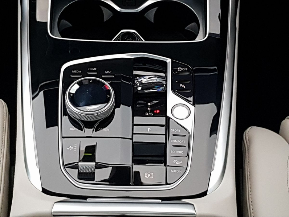 2025 BMW X7 xDrive40d M Sport €172,995