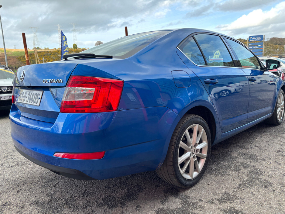 2016 Skoda Octavia - image 14