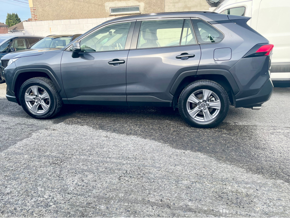 2024 Toyota Rav4 - image 27