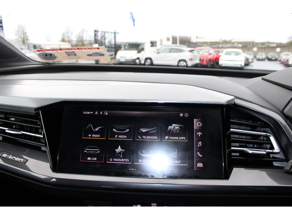 2022 Audi e-tron 55 quattro S Line €30,950