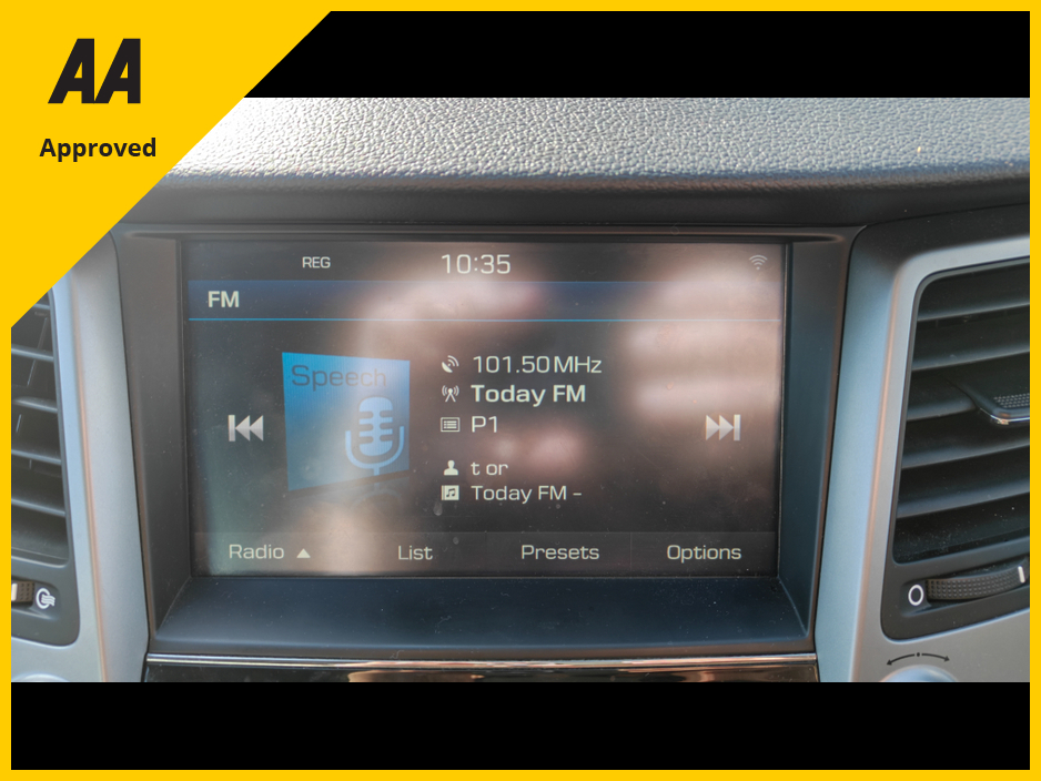 2016 Hyundai Tucson - image 24