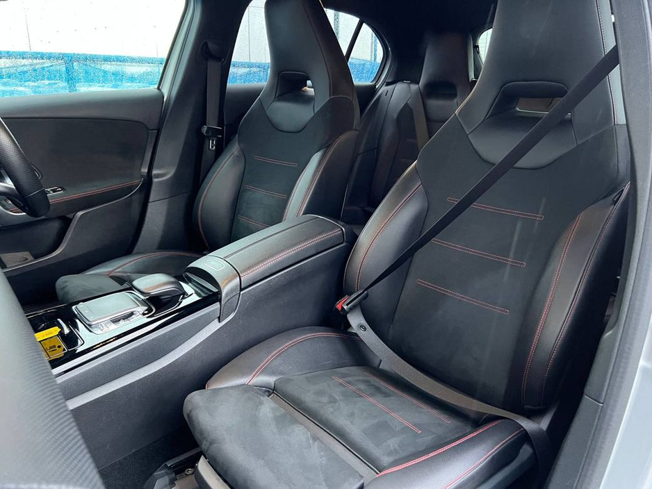 2019 Mercedes-Benz A Class A180 AMG-LINE PREMIUM PLUS 1.3 // VIRTUAL COCKPIT // AMG-LINE HEATED SPORT SEATS // 18" DIAMOND CUT ALLOYS €25,950