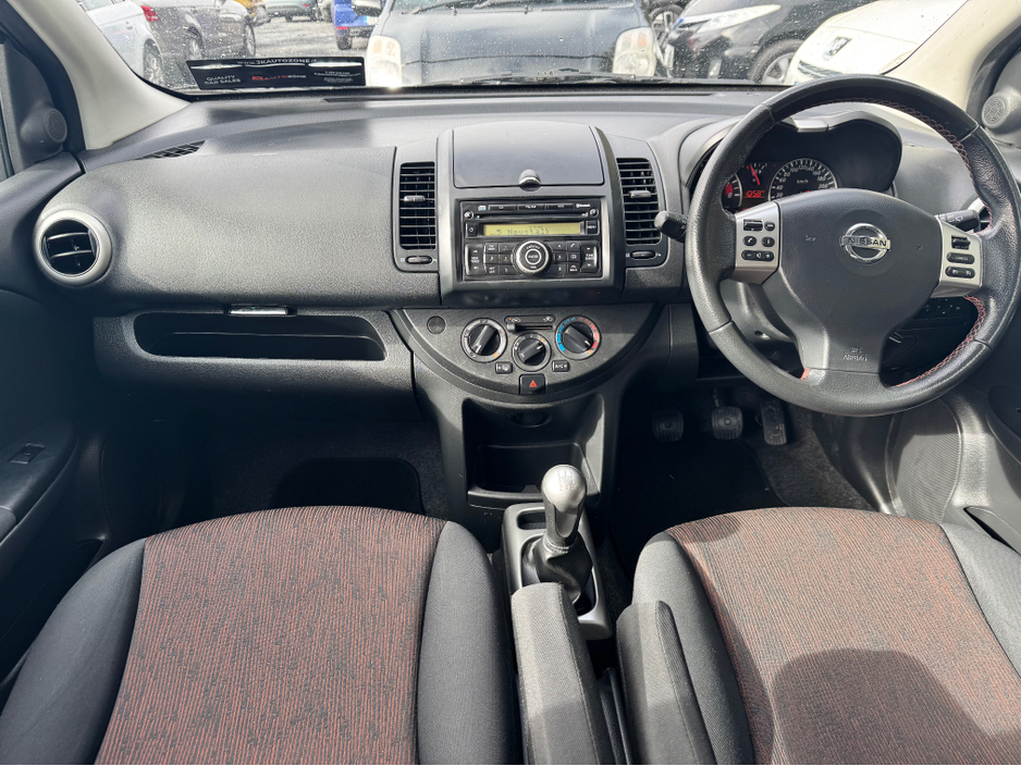 2010 Nissan Note - image 10