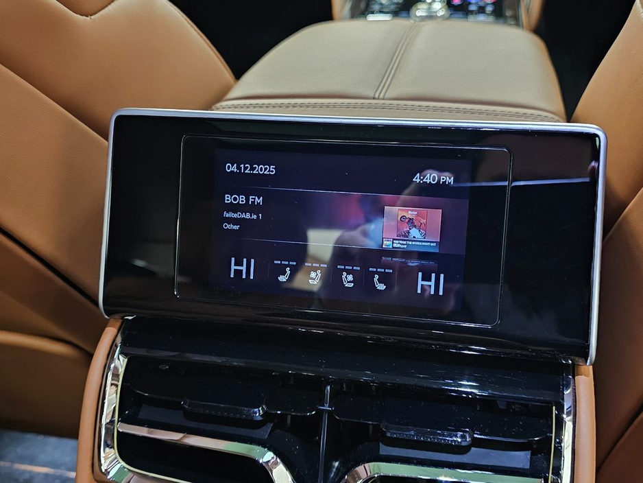 2022 Bentley Flying Spur V6 Hybrid Auto // Racing Green €164,950