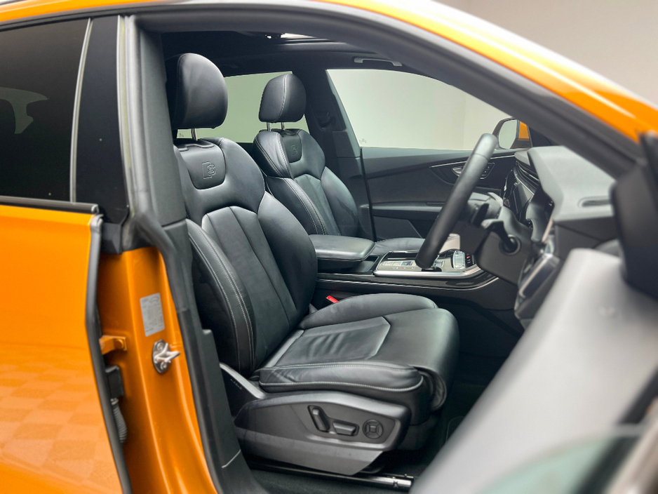 2020 Audi Q8 S LINE 50 TDI 286HP QUATTRO *PAN ROOF* €65,990