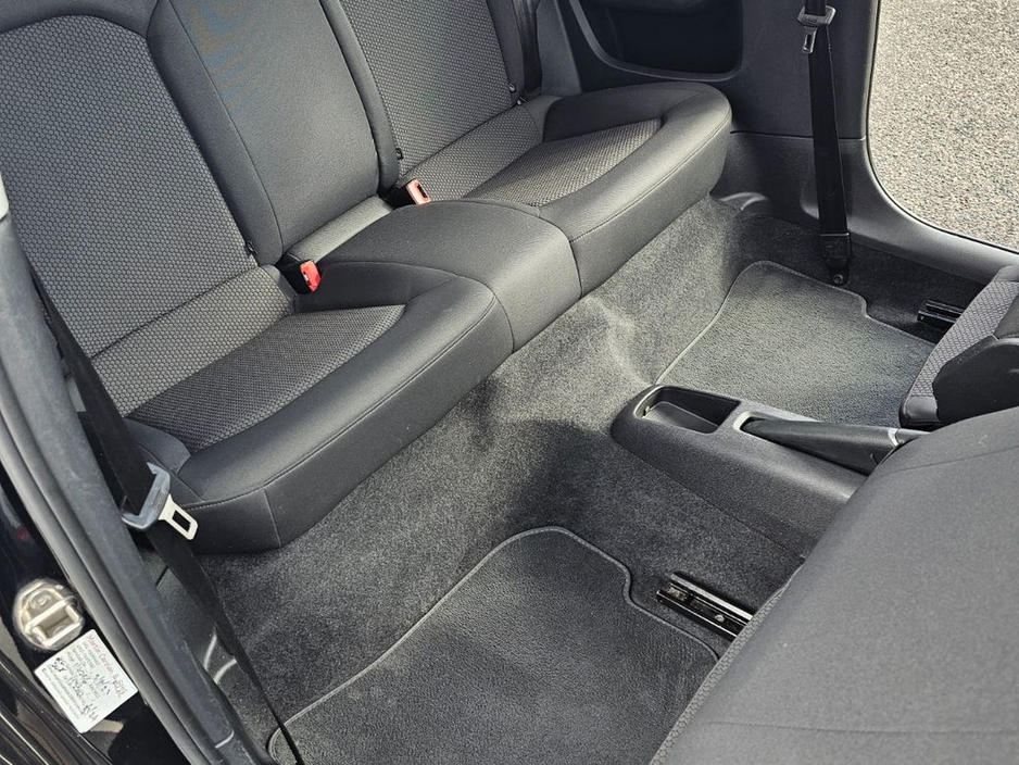 2014 Audi A1 - image 20