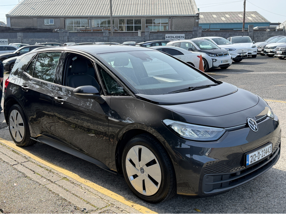 2021 Volkswagen ID.3 - image 6