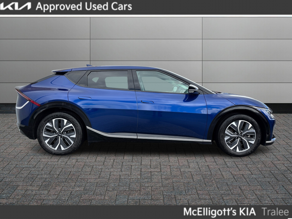 2023 Kia EV6 - image 5