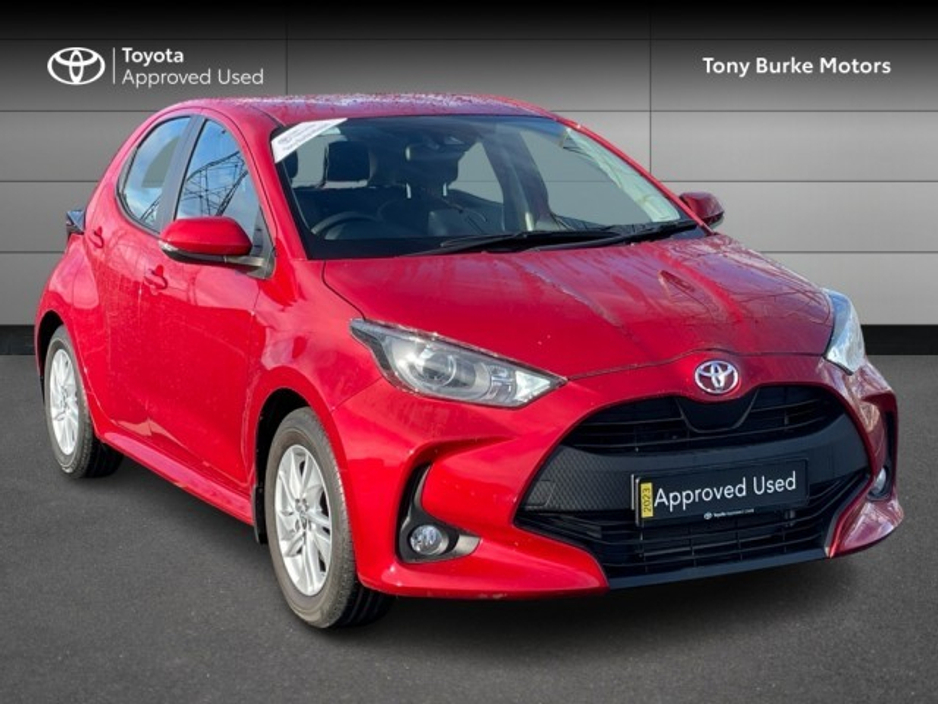 2023 Toyota Yaris - Petrol - New Generation - Luna Edition - 1.0 - 5dr - Manual - Only 23,236kms - EUR 200 Tax // Front Electric Windows // Rear Electric Windows // USB Connection // Apple Carplay // Android Auto €22,795