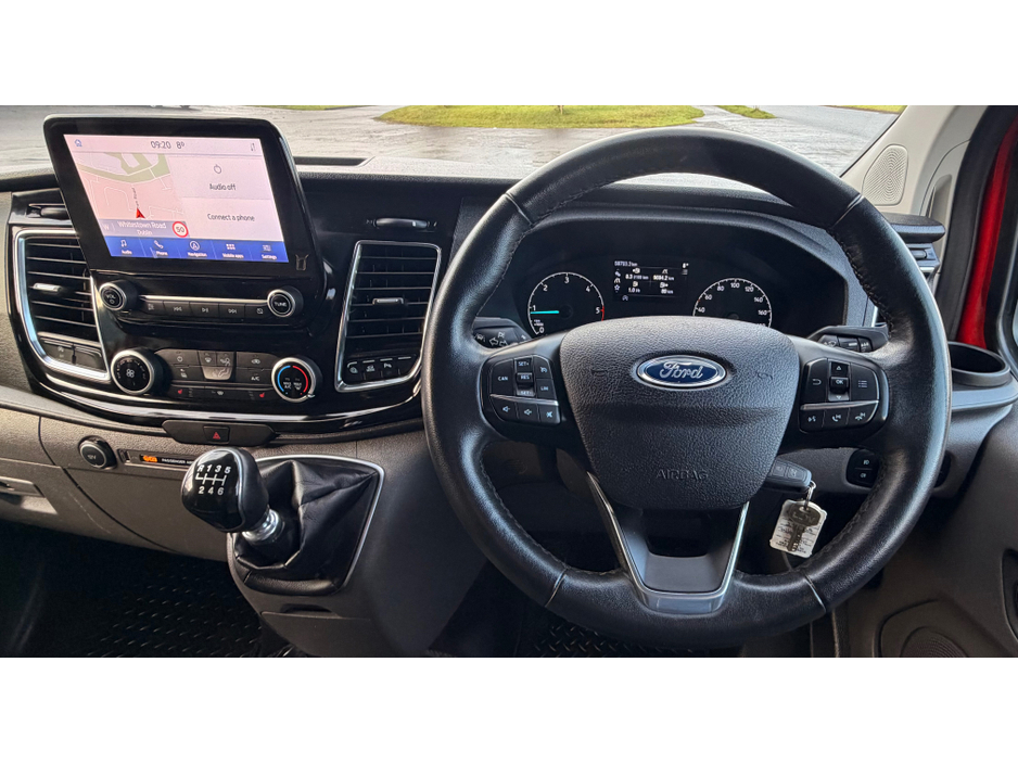 2021 Ford Transit Custom - image 15