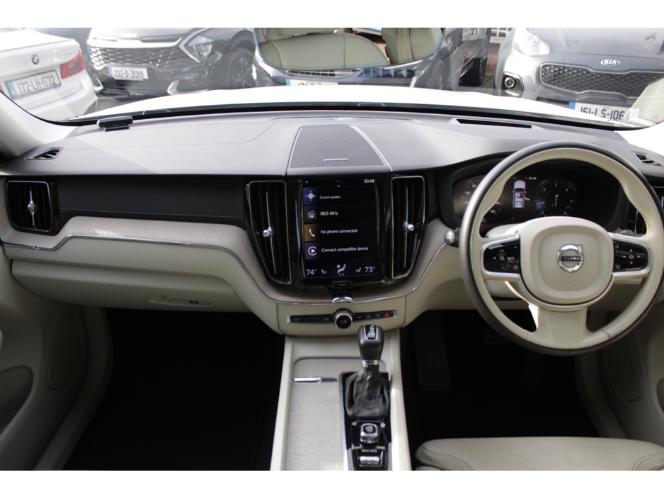2020 Volvo XC60 - image 19