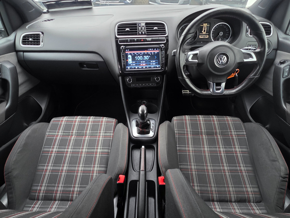 2012 Volkswagen Polo - image 18