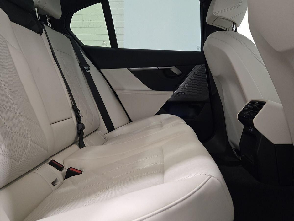 2025 BMW i5 - image 21