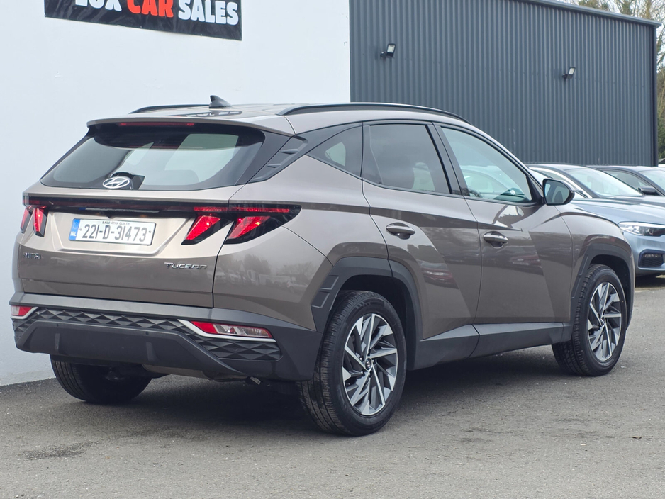 2022 Hyundai Tucson - image 10