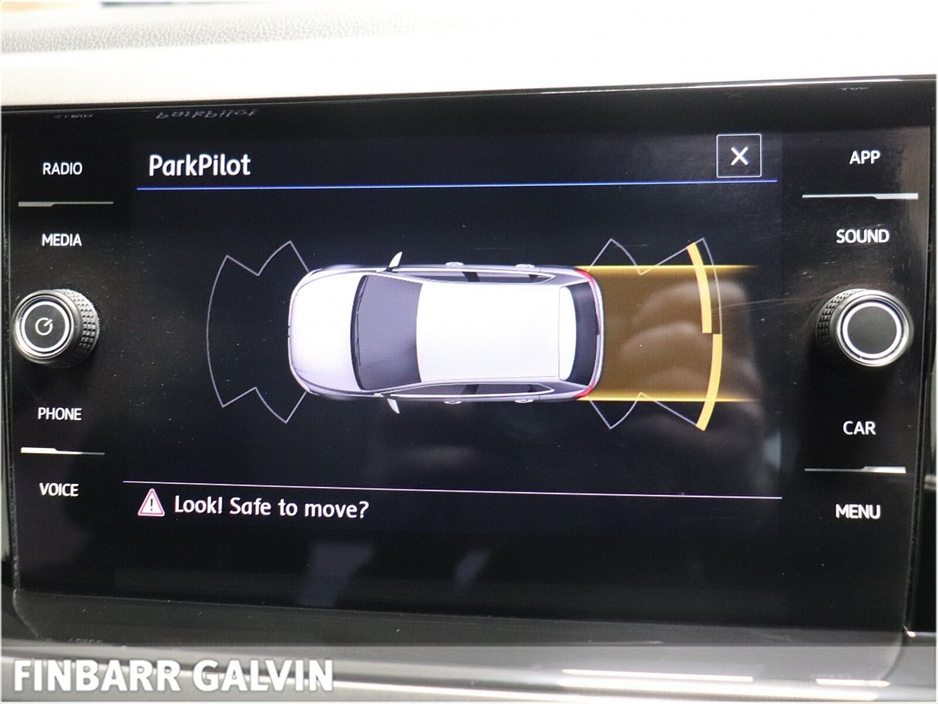 2018 Volkswagen Polo - image 16