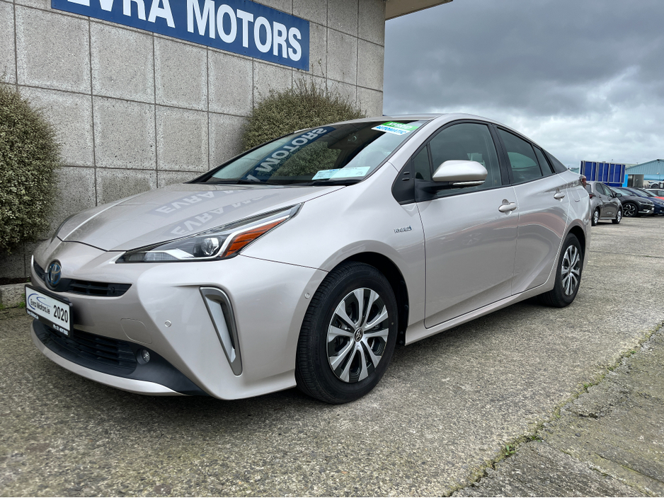 2020 Toyota Prius - image 5