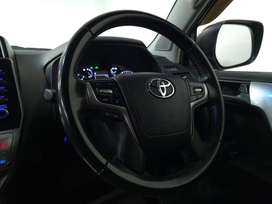 2022 Toyota Landcruiser  €40,609