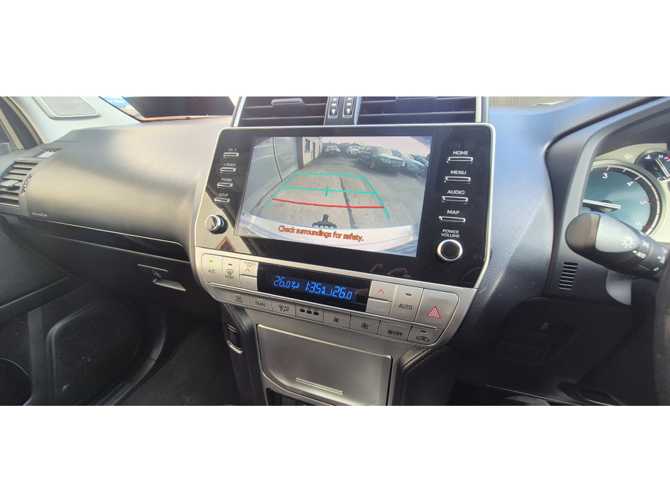 2021 Toyota Landcruiser - image 10