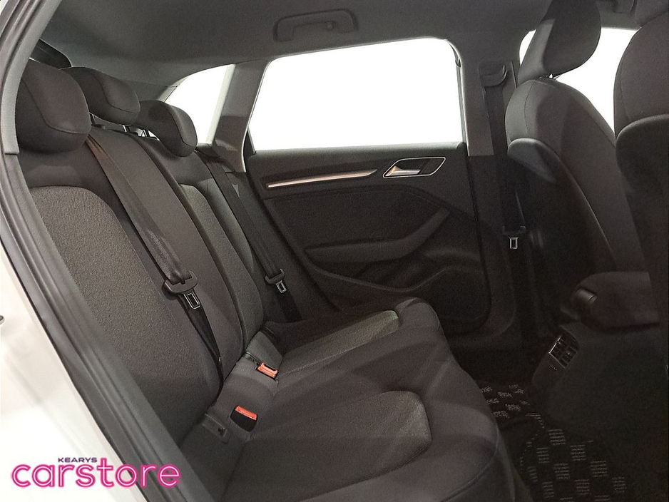 2017 Audi A3 1.4 TFSI €17,880