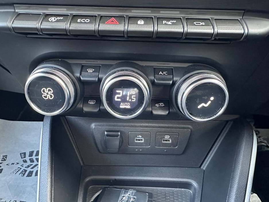 2022 Dacia Duster - image 27