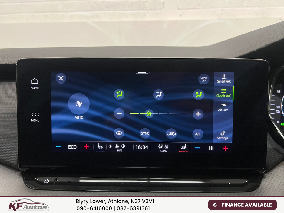2023 Skoda Octavia - image 29