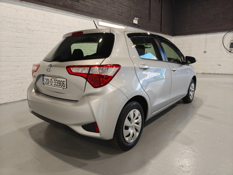 2020 Toyota Vitz - image 5