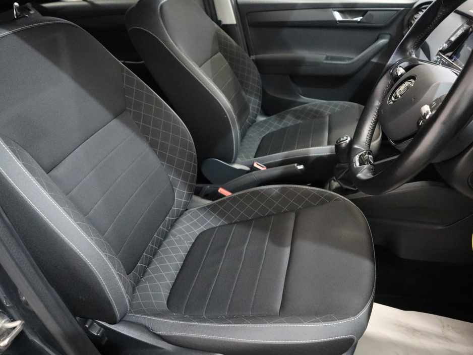 2021 Skoda Fabia - image 24