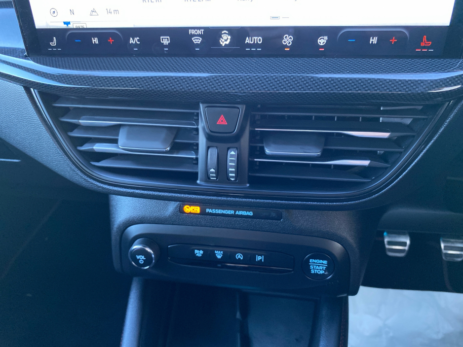 2025 Ford Focus ST-Line X 1.0 125BHP... Full leather seats