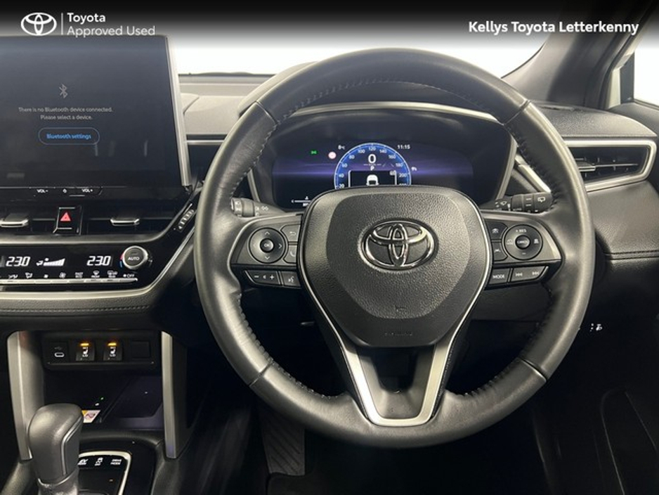 2024 Toyota Corolla Cross - image 8
