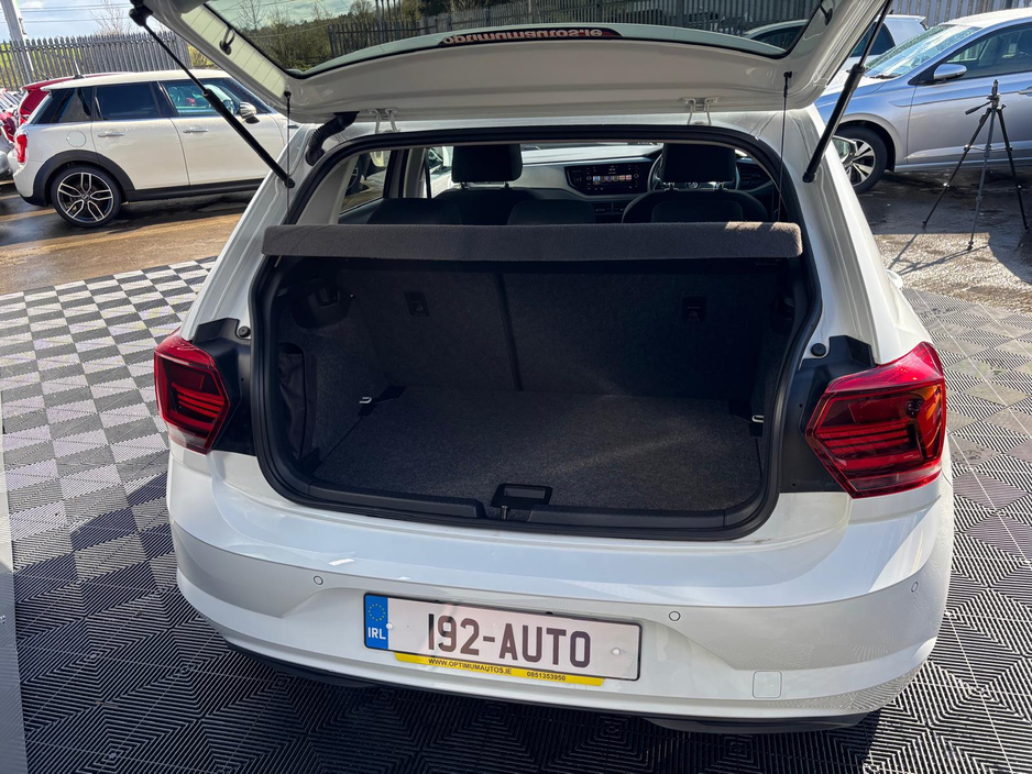 2019 Volkswagen Polo - image 5