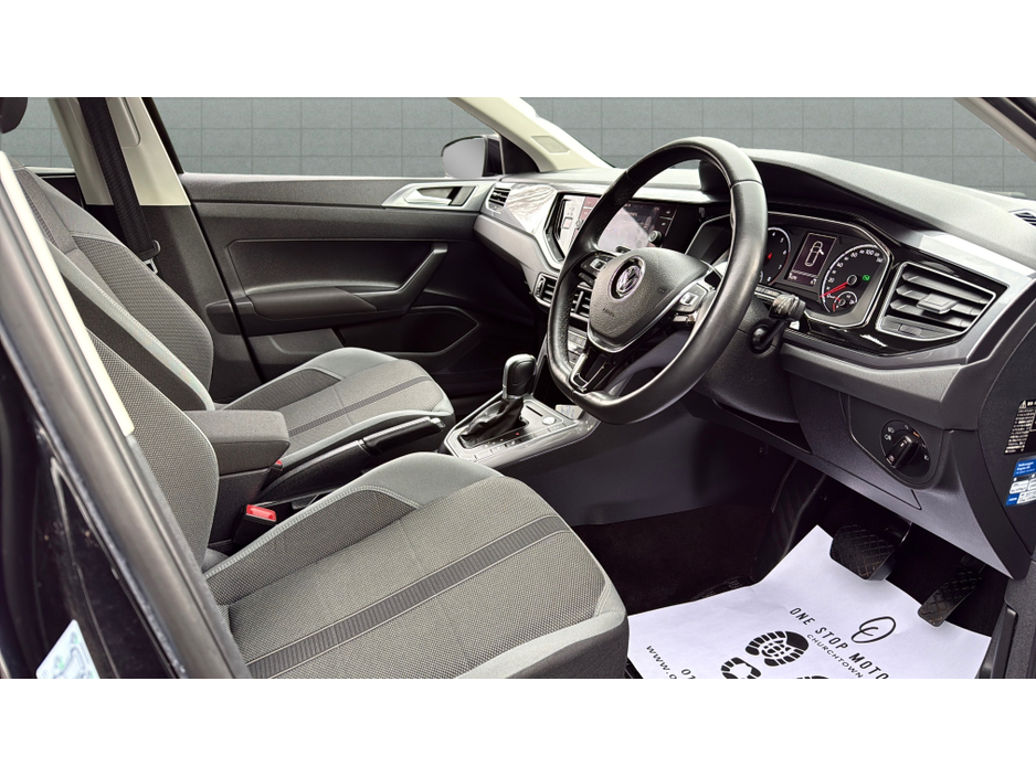 2019 Volkswagen Polo HIGHLINE 1.0TSI *15,000KMS* AUTO / HUGE SPEC €17,900
