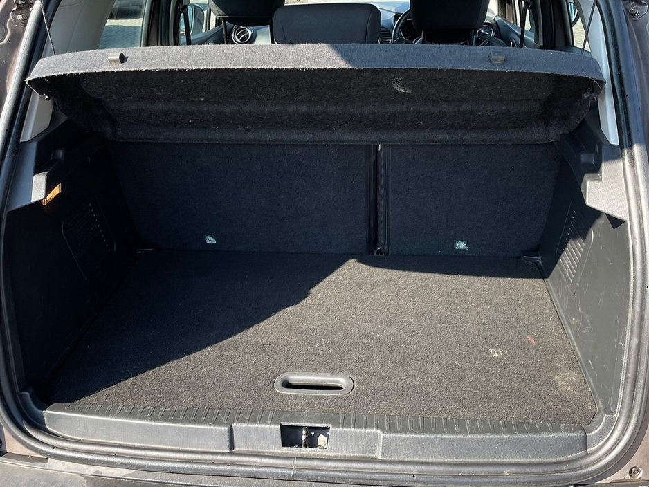 2014 Renault Captur dCi 90 S&S INTENSE €5,950