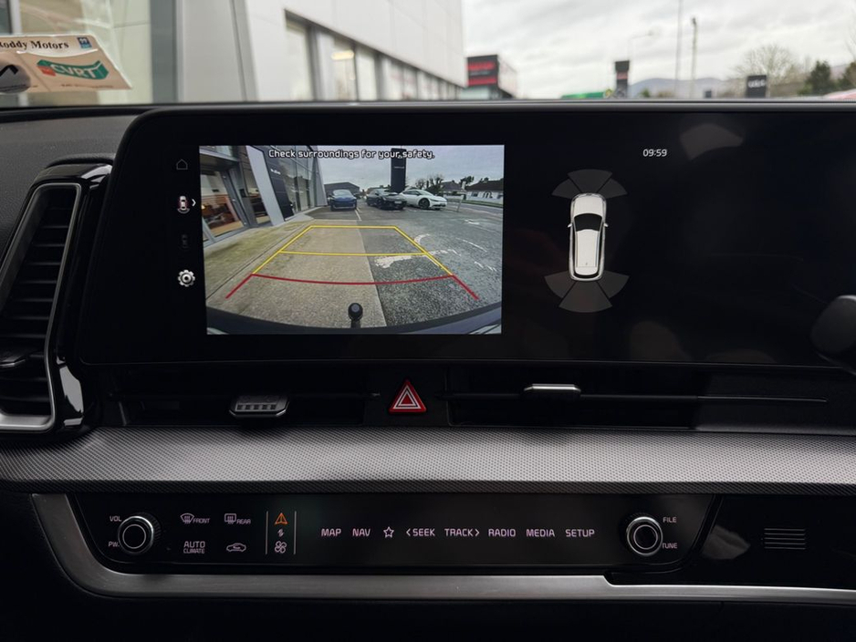 2023 Kia Sportage - image 5