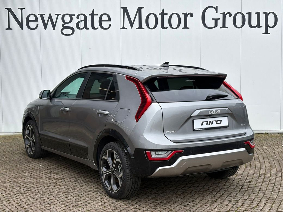 2026 Kia Niro - image 7