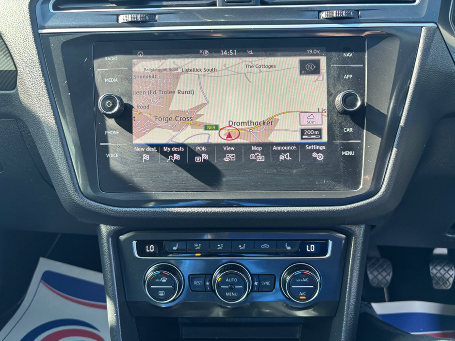 2020 Volkswagen Tiguan - image 23