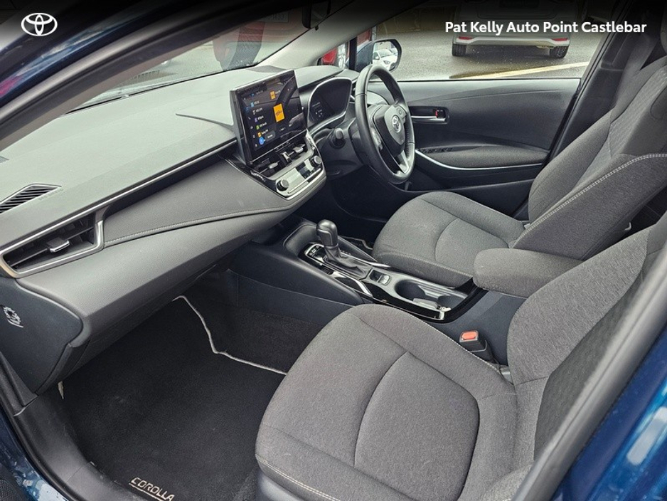 2024 Toyota Corolla - image 6