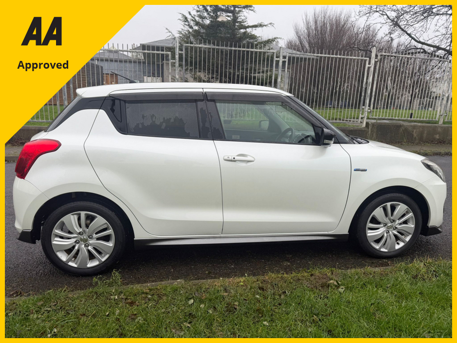 2017 Suzuki Swift 1.2 HYBRID , Reversing Camera