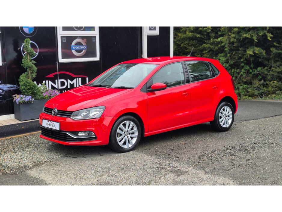 2017 Volkswagen Polo - image 5