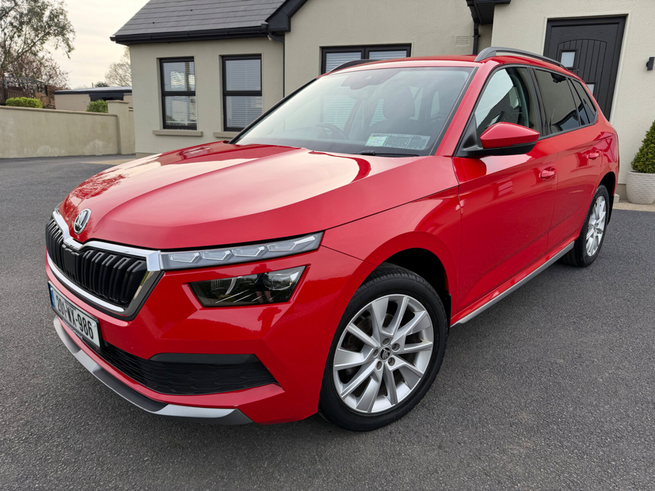 2020 Skoda Kamiq - image 2