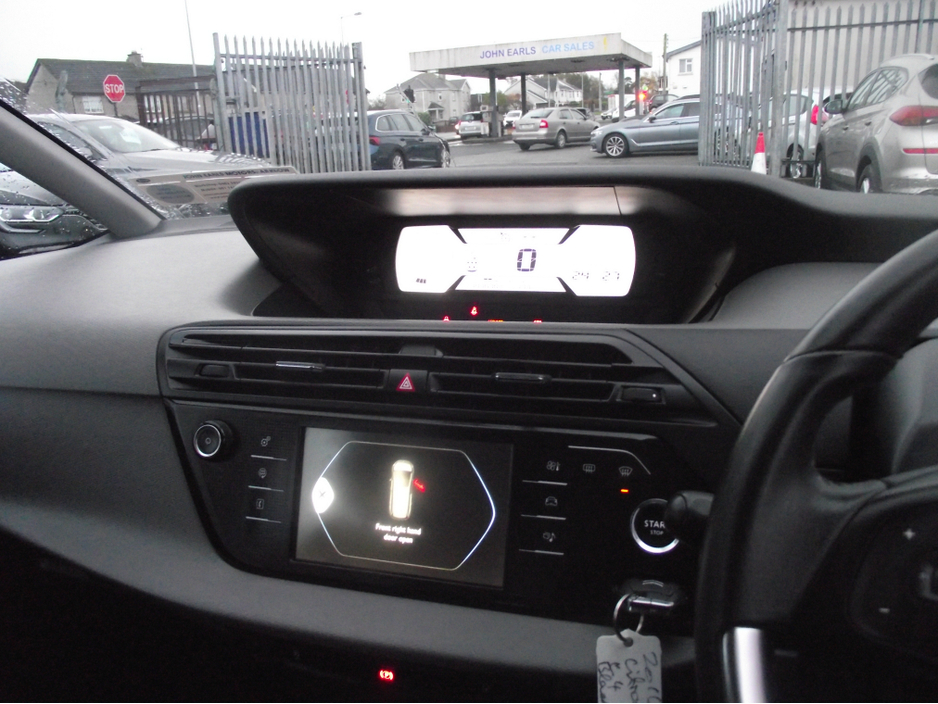 2016 Citroen Grand C4 Picasso - image 13