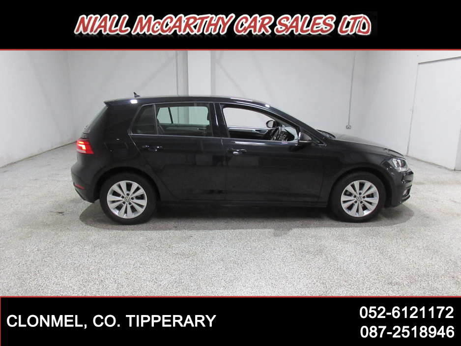 2019 Volkswagen Golf - image 5