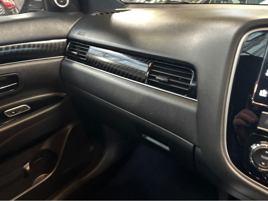 2019 Mitsubishi Outlander OUTL PHEV S-EDI S-EDITION 4DR AUTO €20,999