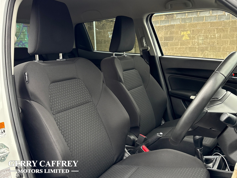 2023 Suzuki Swift 1.2  HYBRID SZ-L MANUAL - 7 years manufacturer warranty remaining €16,450